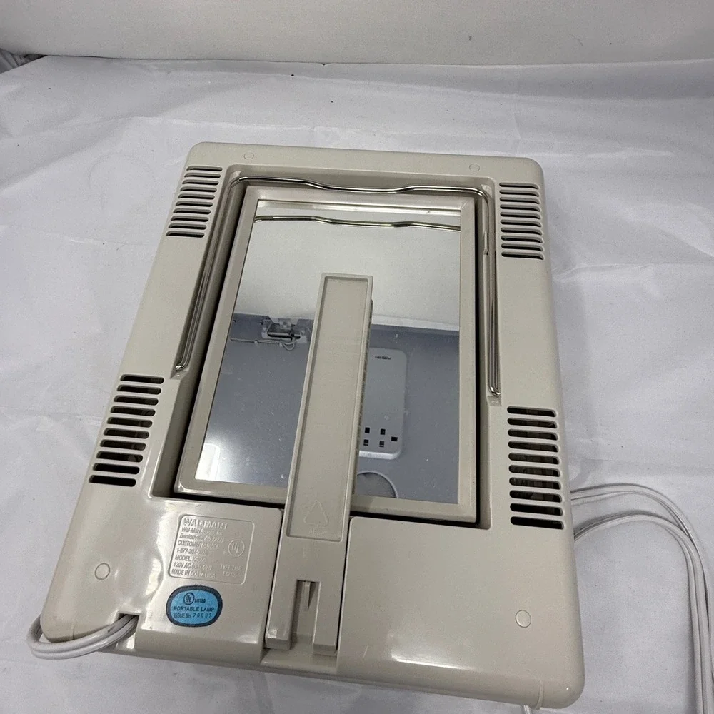 Vtg. GE Lighted Tri-Fold Portable Vanity Makeup Mirror Model 106658‎ Works